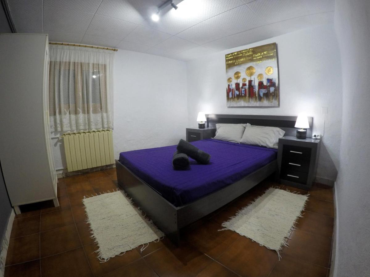 Finca Cal Tarre - Alojamientos Turisticos กัมป์เดอวานอล ภายนอก รูปภาพ